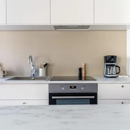 Fully Renovated 3br With Private Sauna Apartment Helsinki